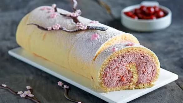 Rolada z kraju Kwitnącej Wiśni