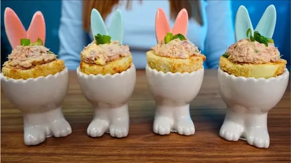 Panierowane jajka z pastą z tuńczyka