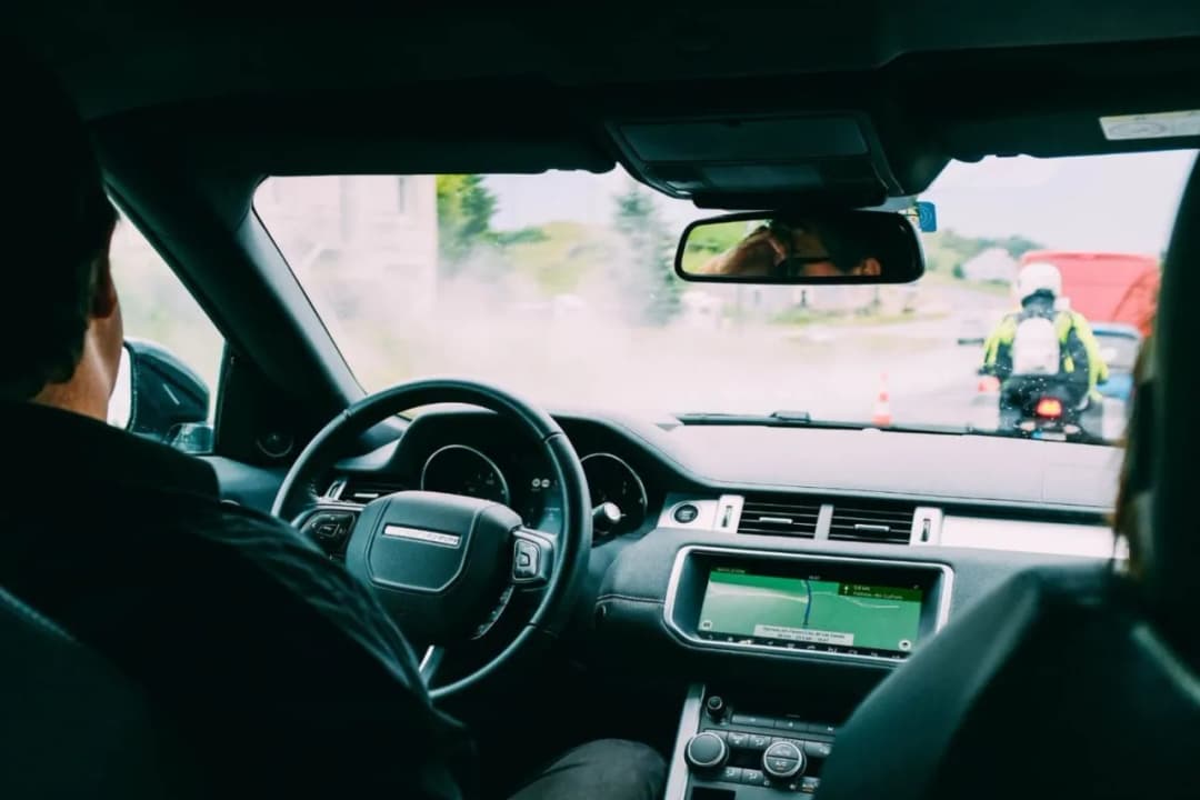 Ile zarabia kierowca Ubera w UK? Odkryj zaskakujące fakty o zarobkach
