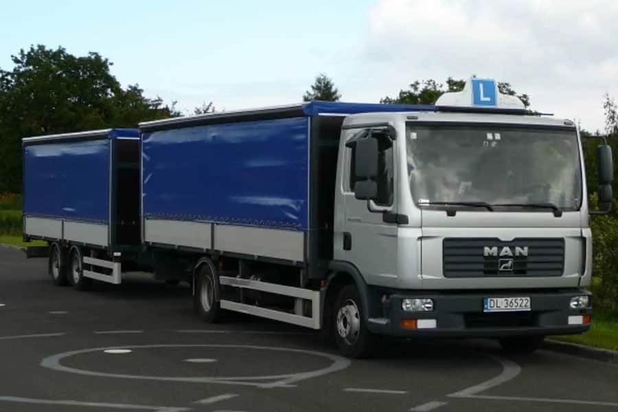 Prawo Jazdy Legnica: Najlepsze szkoły nauki jazdy w Legnicy