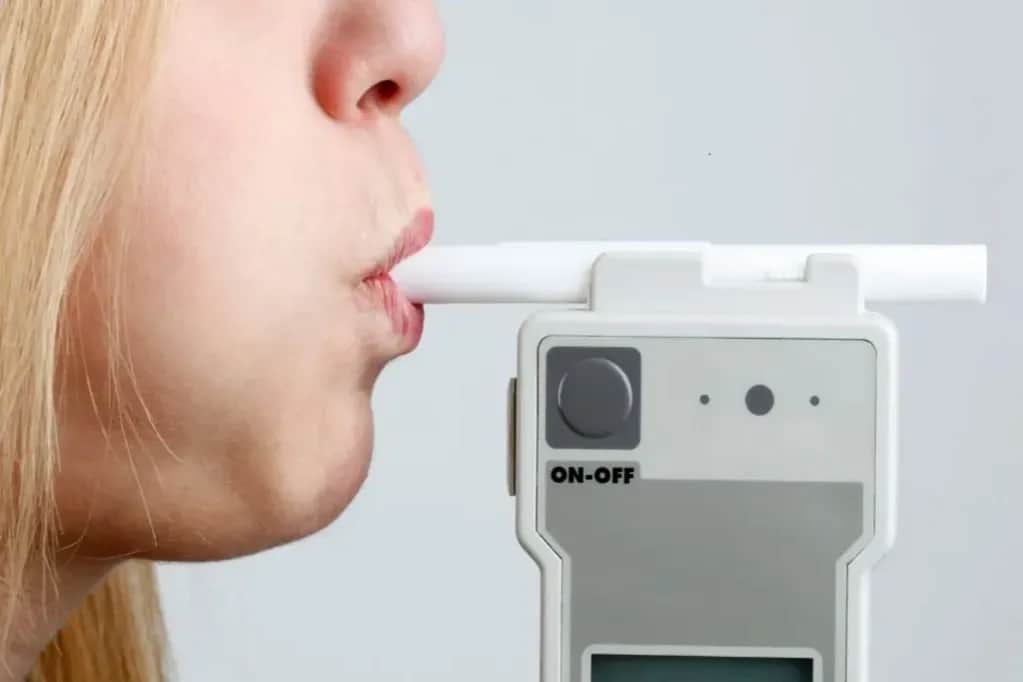 Jak skalibrować alkomat - uniknij błędnych odczytów i problemów