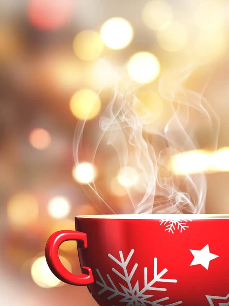 Rozgrzewające wieczory z nowymi tytułami na VOD: co warto obejrzeć?